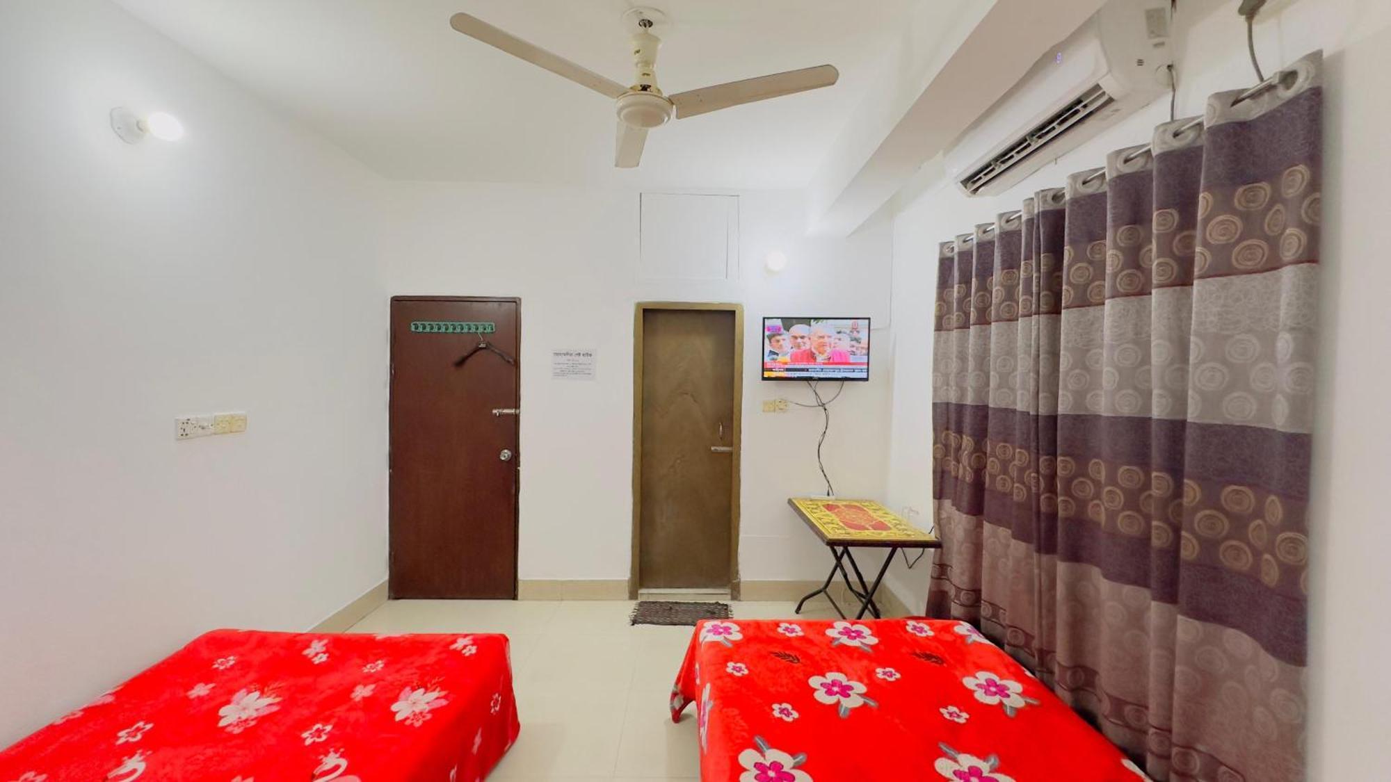 Mohammadia Restaurant & Guest House Near United Hospital Dhaka Exterior foto